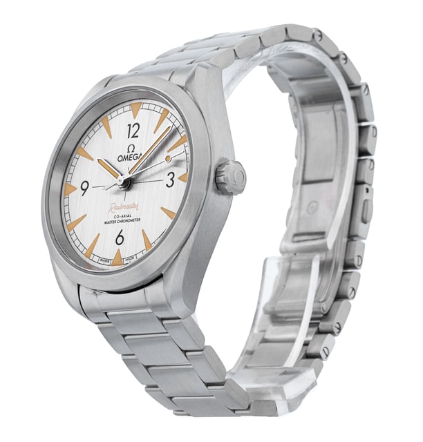 Omega Seamaster Railmaster 220.10.40.20.06.001 Image 2